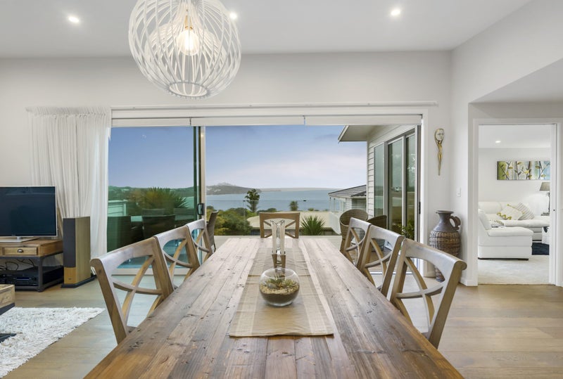 133 Stanmore Bay Road, Stanmore Bay, Whangaparaoa - Carousel 1