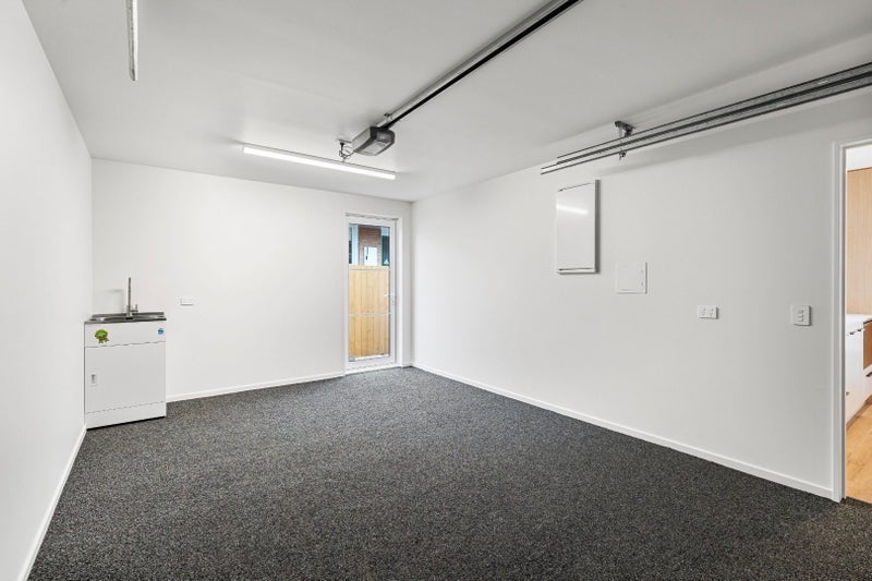 2/8 Shearer Avenue, Papanui, Christchurch - Carousel 7