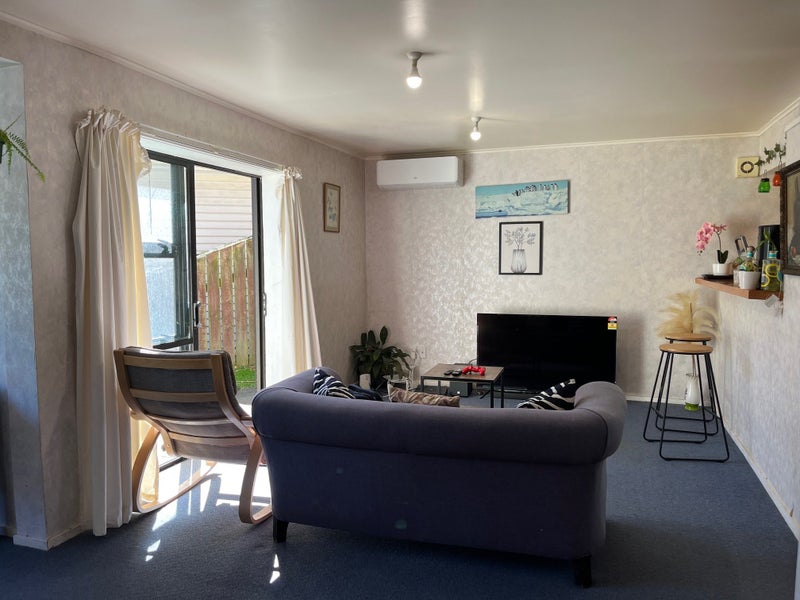 81 Monorgan Road, Strathmore Park, Wellington - Carousel 2