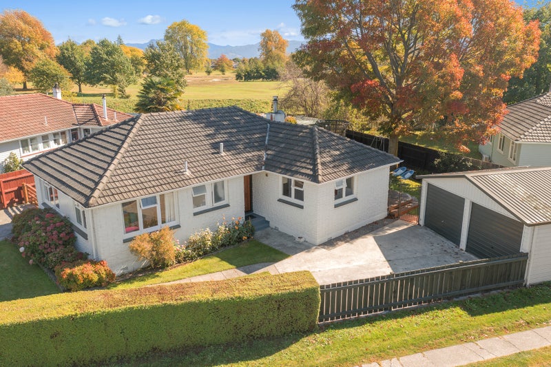 4 Leefield Street, Blenheim, Blenheim - Carousel 1