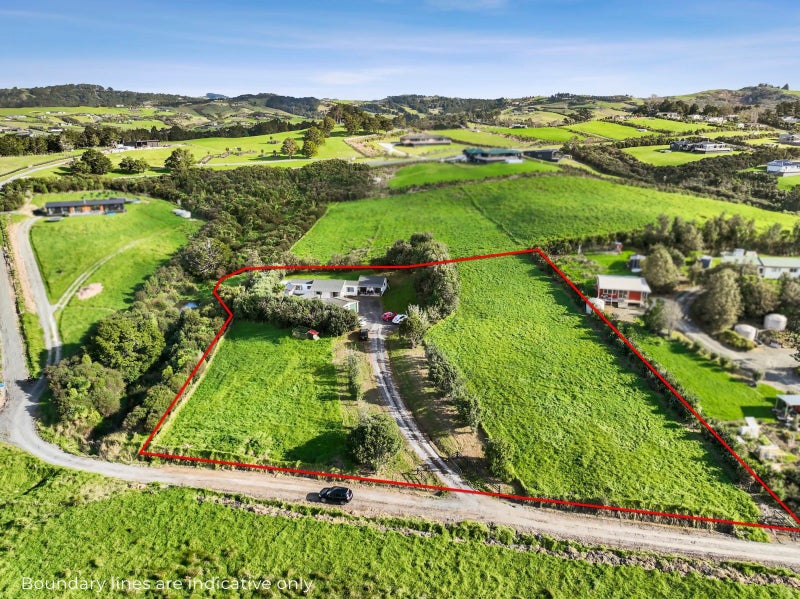 90 Vineyard Lane, Mangawhai, Wellsford - Carousel 1