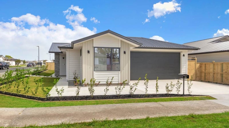 13 Paihere Street, Huapai, Kumeū - Carousel 1