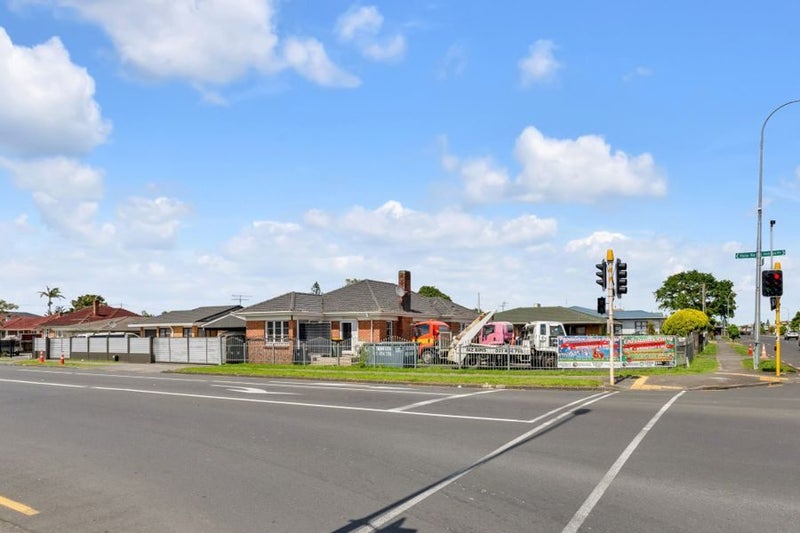 1/107 East Tamaki Road, Papatoetoe, Auckland - Carousel 14
