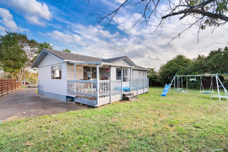 36 Waiari Road, Conifer Grove, Takanini - Carousel 1