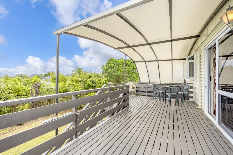 13 Carole Crescent, Pakuranga, Auckland - Carousel 2