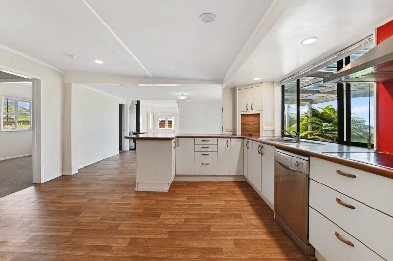 544 Ngongotaha Road, Fairy Springs, Rotorua - Carousel 2