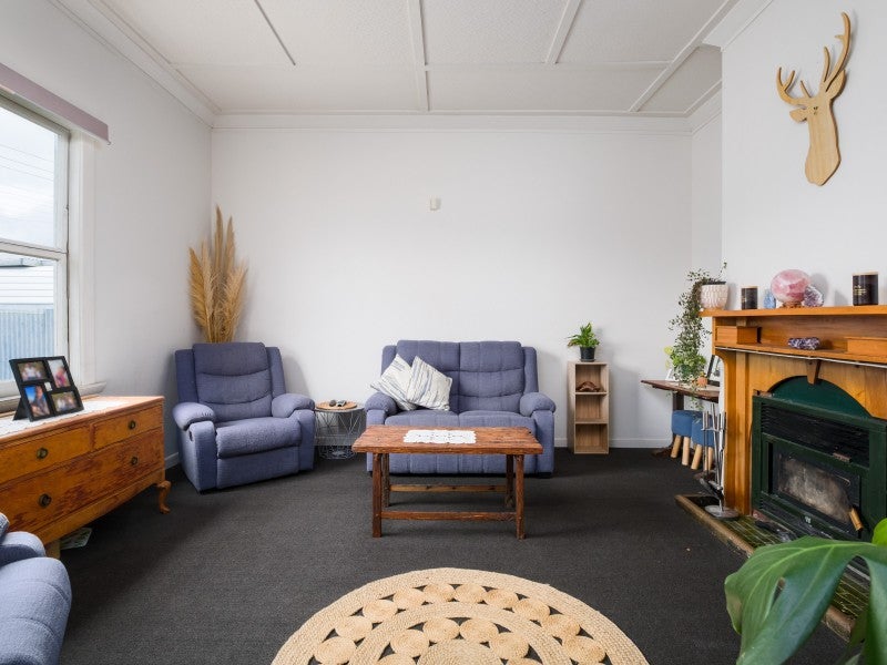 39 De Lautour Road, Inner Kaiti, Gisborne - Carousel 2