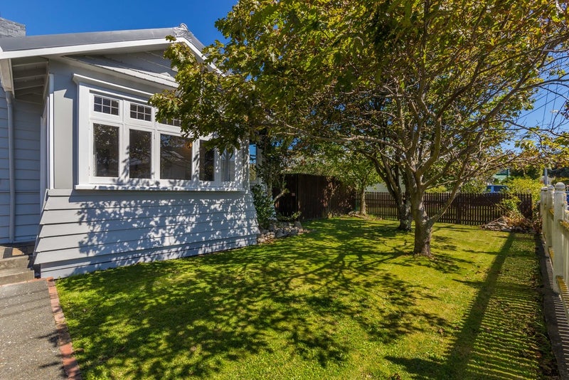 6 Montague Street, Alicetown, Lower Hutt - Carousel 2