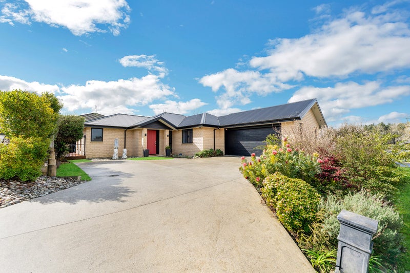 27 Moira Drive, Tuakau, Tuakau - Carousel 1