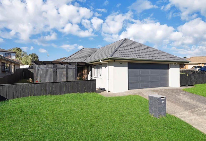 96 Pitt Avenue, Clendon Park, Auckland - Carousel 2