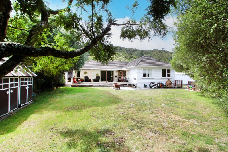 113 Wood Street, Wainuiomata, Lower Hutt - Carousel 1