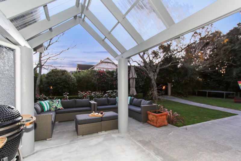 32 Barrett Street, Westown, New Plymouth - Carousel 2