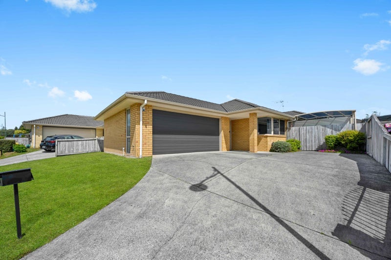 6 Saint Johns Avenue, Hamilton East, Hamilton - Carousel 1