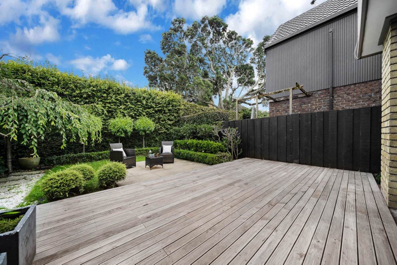 18 Springwood Place, Mount Eden, Auckland - Carousel 2