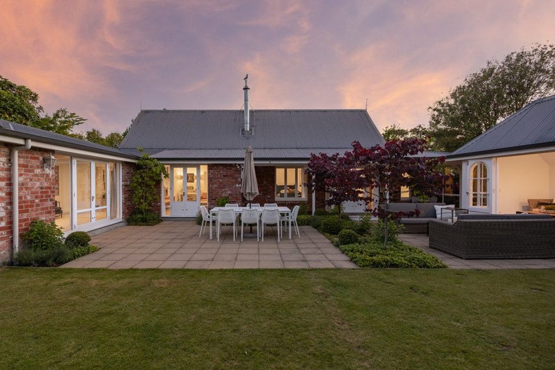 40 Weka Street, Fendalton, Christchurch - Carousel 2