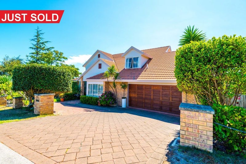 210 Whitford Road, Shamrock Park, Auckland - Carousel 1