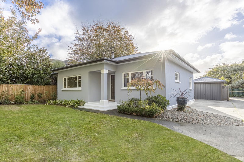43 Manapouri Crescent, Hokowhitu, Palmerston North - Carousel 1