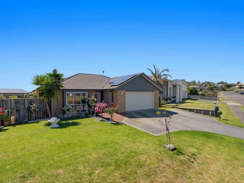 40 Ocean View Road, Coastlands, Whakatane - Carousel 2