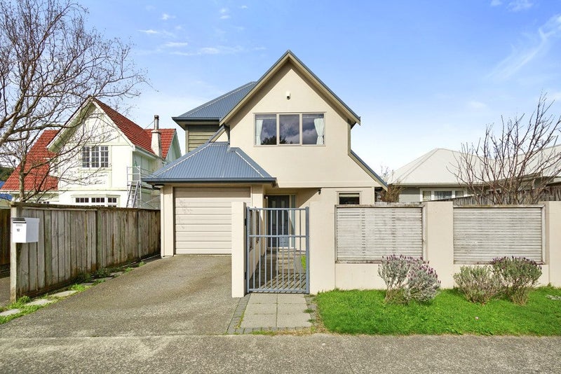 12 Cambridge Street, Tawa, Wellington - Carousel 19
