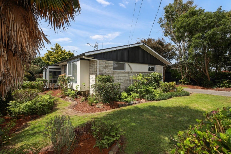 7 Dermont Street, Bader, Hamilton - Carousel 2