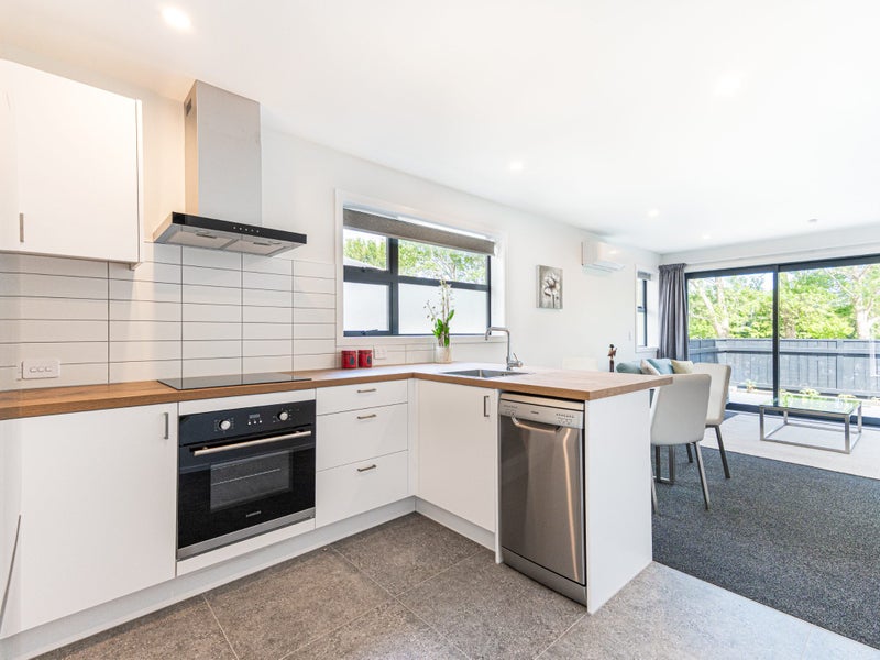 450 Cambridge Terrace, Naenae, Lower Hutt - Carousel 2