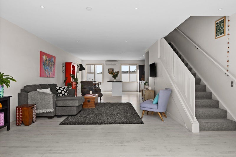 37/9 Humber Street, Pandora, Napier - Carousel 2