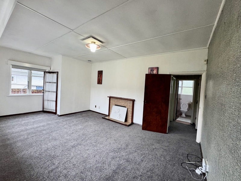 125 Paihia Road, One Tree Hill, Auckland - Carousel 2