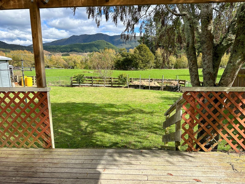 6 Harwood Place, Upper Takaka - Carousel 2