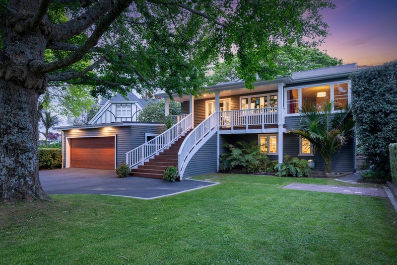 12 Tamihana Avenue, Fairfield, Hamilton - Carousel 1