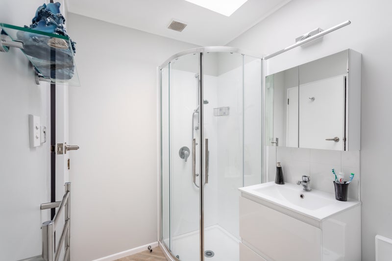 4/3 Ebdentown Street, Ebdentown, Upper Hutt - Carousel 20