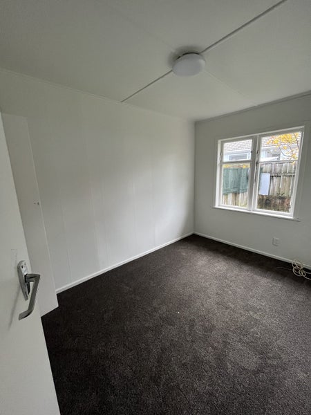 4/1068 Fergusson Drive, Clouston Park, Upper Hutt - Carousel 2