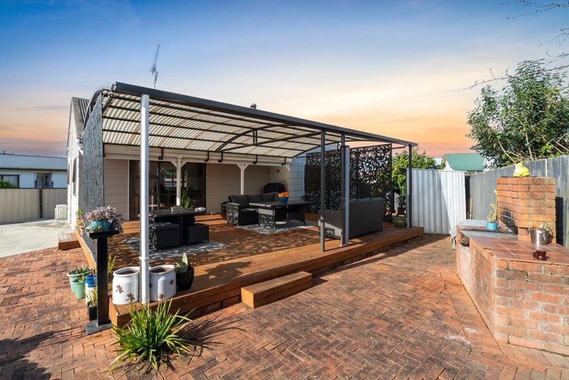 97 Hyperion Drive, Randwick Park, Auckland - Carousel 1