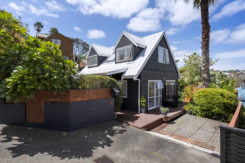 50E Home Street, Grey Lynn, Auckland - Carousel 1