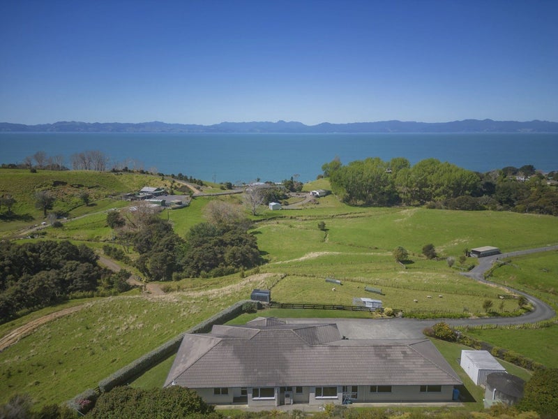 1801 East Coast Road, WHAKATIWAI, POKENO - Carousel 1