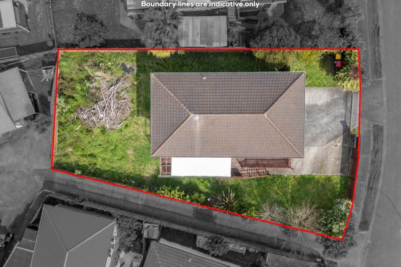 8 Southview Place, Wattle Downs, Auckland - Carousel 1