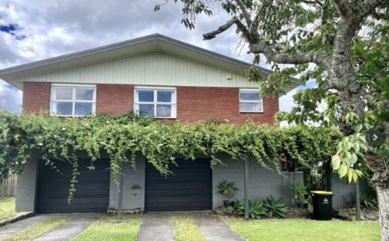10A Claremont Terrace, Otumoetai, Tauranga - Carousel 1