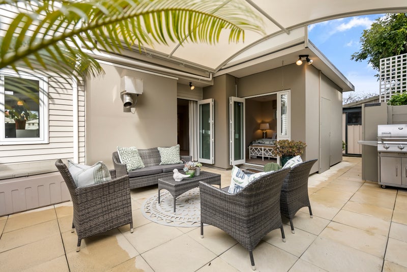 27 Hillsborough Road, Hillsborough, Auckland - Carousel 2