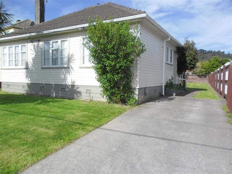 54 Molesworth Street, Taita, Lower Hutt - Carousel 2