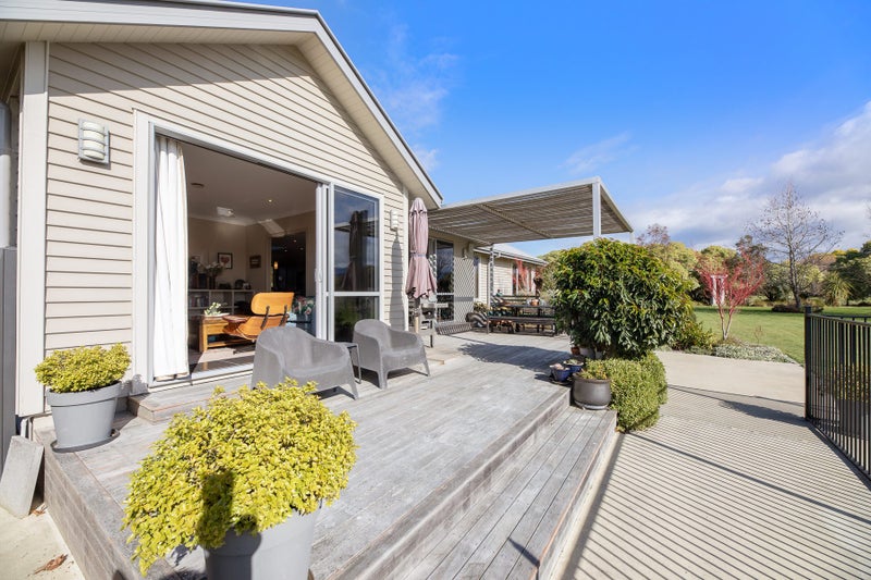 15 Inkerman Street North, Renwick - Carousel 1