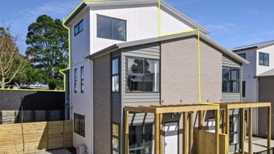 9 Leiite Setefano Way, Point England, Auckland - Carousel 1