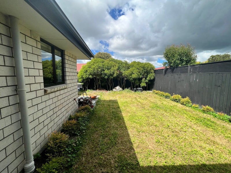 208B Racecourse Road, Sockburn, Christchurch - Carousel 12
