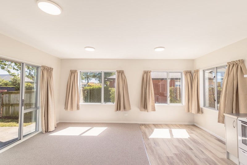 18H Defoe Place, Waltham, Christchurch - Carousel 2