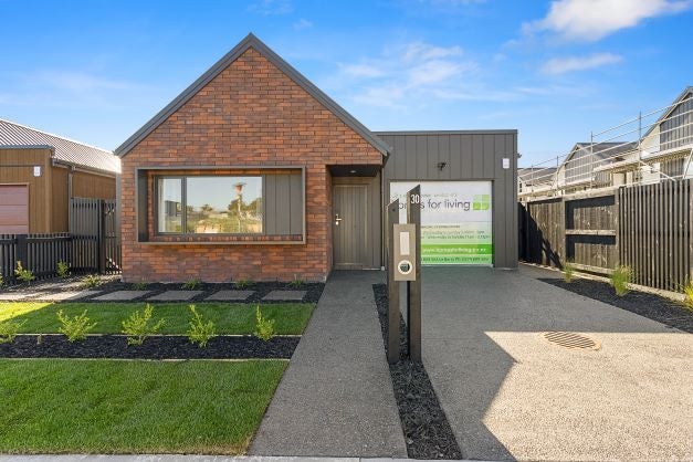 30 Earp Crescent, Chartwell, Hamilton - Carousel 1