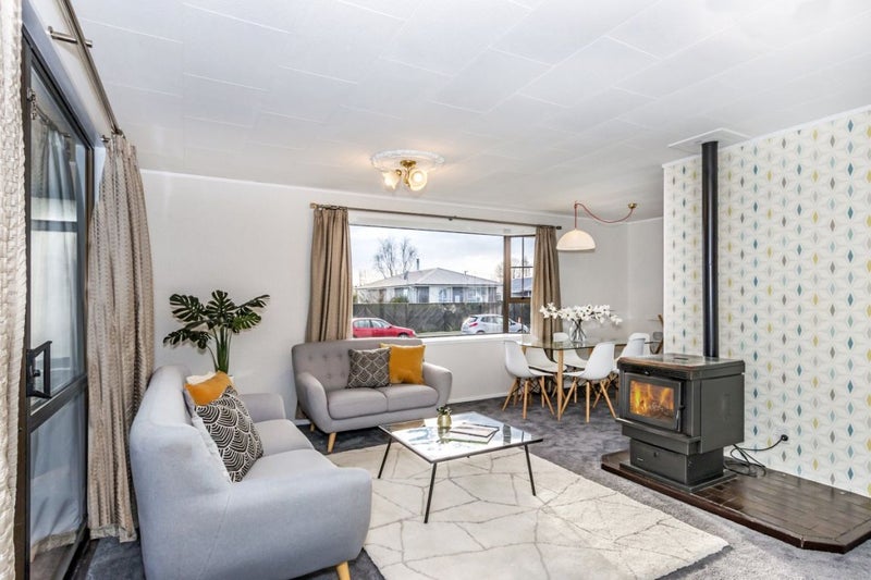 17 Burnridge Place, Belfast, Christchurch - Carousel 12