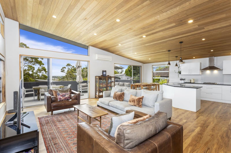 103F Glengarry Road, Glen Eden, Auckland - Carousel 2