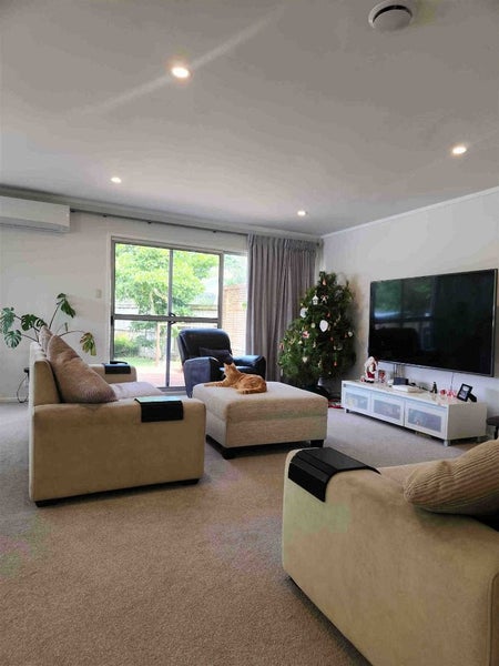 50 David Avenue, Hillpark, Auckland - Carousel 2