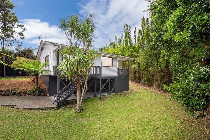 38 Houston Place, Bayview, Auckland - Carousel 1