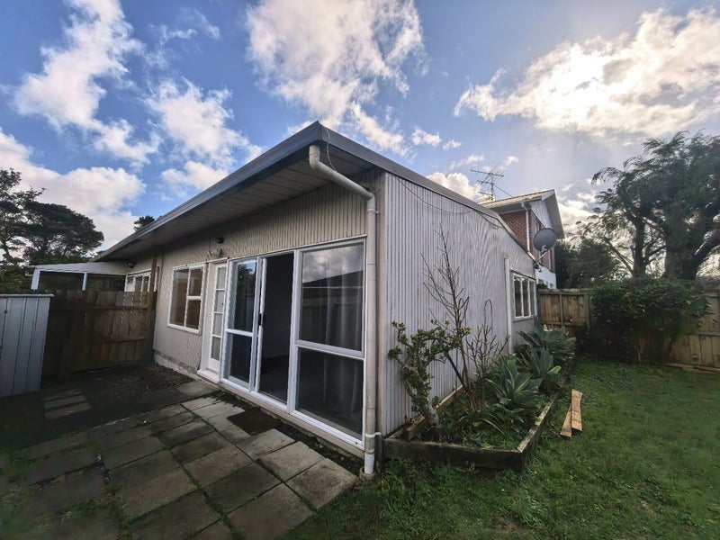 1/21 Thatcher Street, Mission Bay, Auckland - Carousel 1