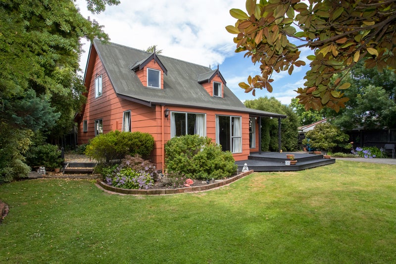 20B Te Maru Place, Redwood, Christchurch - Carousel 1