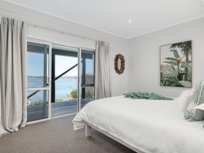 69 Harbour View Road, Omokoroa - Carousel 24